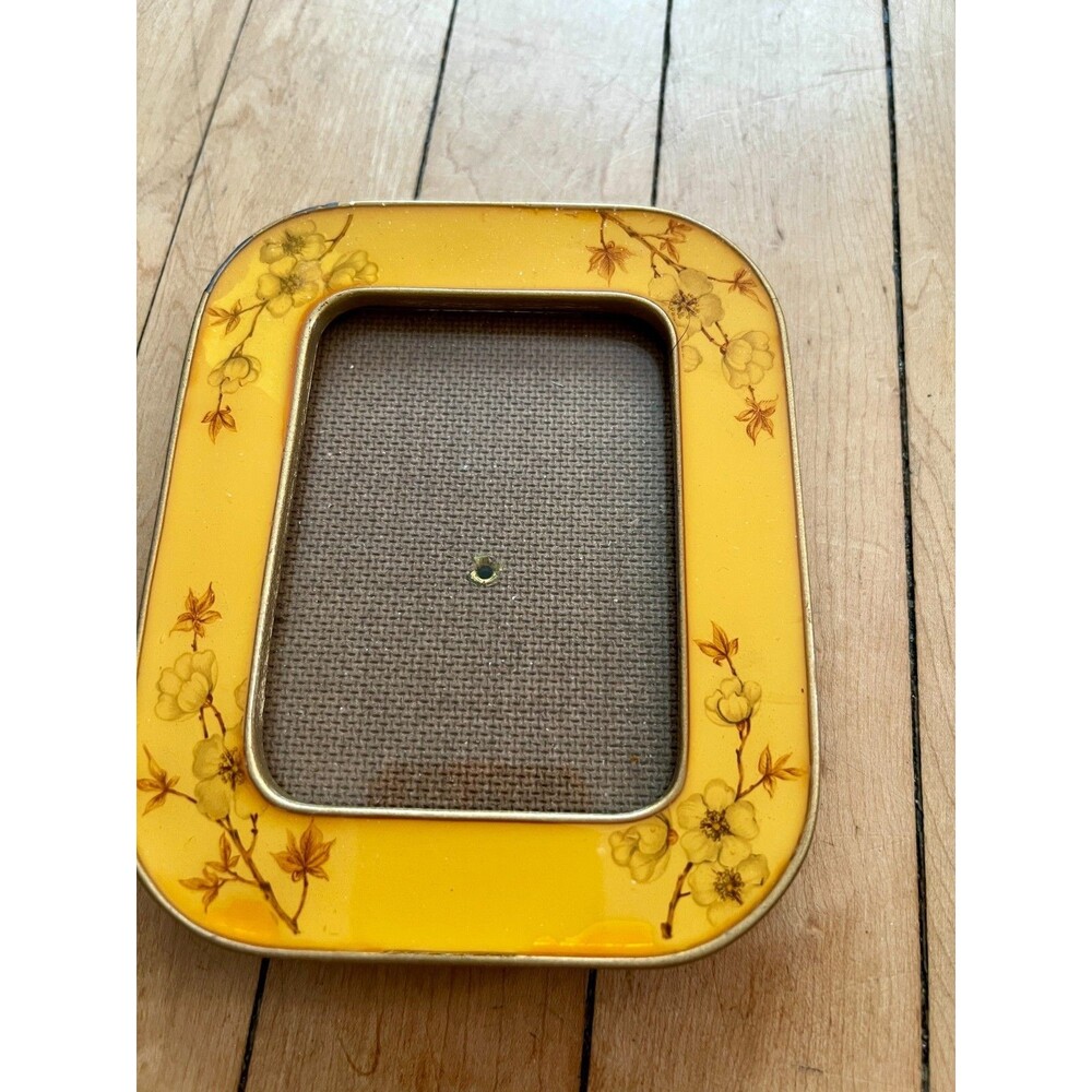 Vintage Bucklers Inc 5th Ave, NY. Enamel Rectangle Picture Frame 4x5